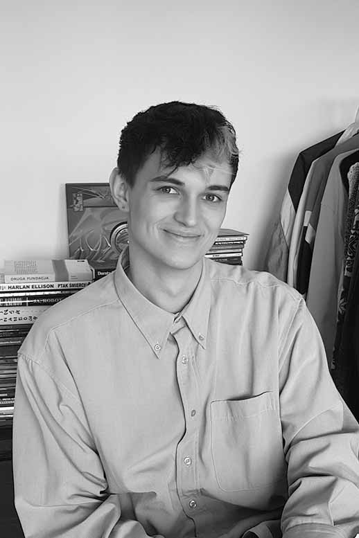 Adrian, Social Media Manager